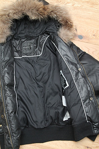 Зимняя куртка s/m (2 фото из 3)