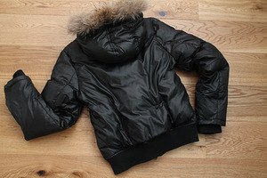 Зимняя куртка s/m (3 фото из 3)