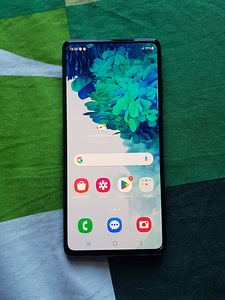 Samsung Galaxy S20 FE (1 foto / 5)