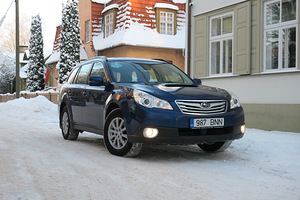 Subaru Outback (3 foto / 15)