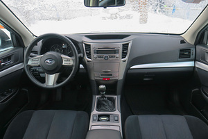 Subaru Outback (5 foto / 15)