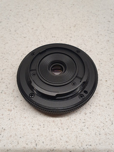 Olympus 15mm f/8 objektiiv (2 foto / 3)
