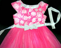 Jona Michelle pidulik valge-roosa kleit, 140-152-EU10, uus
