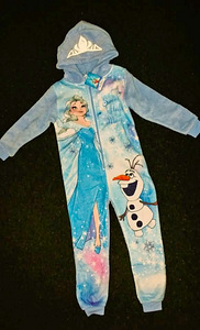 Disney Frozen pehme fliisi kombee, 98-104, uus (1 foto / 10)