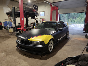 BMW E36 V8 Street klass (5 фото из 5)