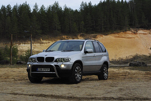BMW X5 facelift (1 фото из 6)