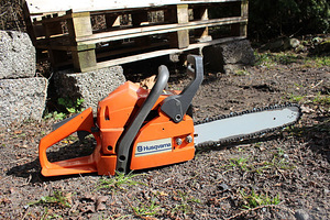 Mootorsaag HUSQVARNA 137 (1 foto / 4)