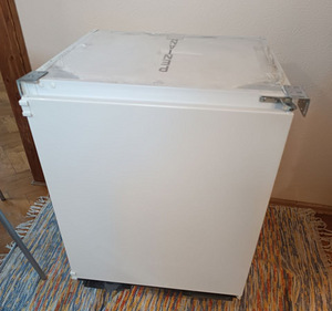 Встраиваемый холодильник Electrolux (1 фото из 1)
