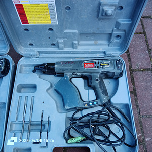Senco elektriline kruvipüstol (1 foto / 1)