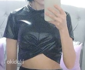 Naiste crop top XS uus Micas