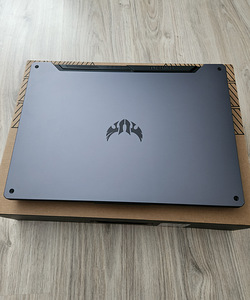 ASUS TUF FA506IV (2 foto / 7)