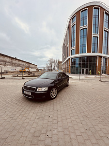 Audi A8 D3, 2004 4.0tdi 202kw (2 foto / 10)