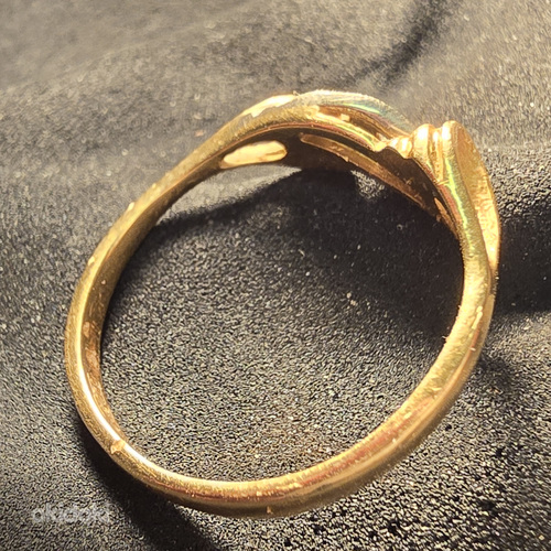 Kuld sõrmus teemandiga 750 proov (№L928) (foto #5)