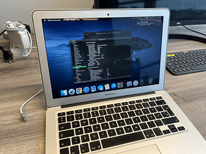 Macbook Air 13 i5, 4GB, 128SSD (8 foto / 8)