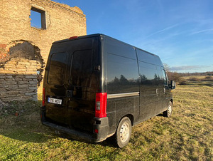 Peugeot Boxer Z (3 foto / 7)