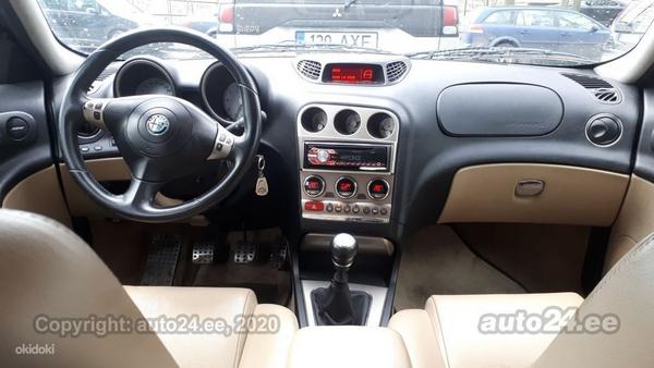 Alfa Romeo 156 Crosswagon Q4 1.9 JTD 16V 110kW (фото #5)