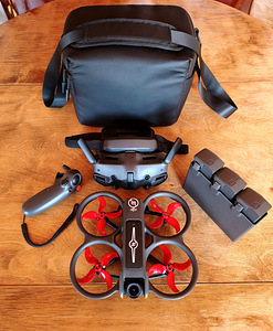 DJI AVATA 2 (Fly More Combo + Goggles 2) (1 foto / 3)