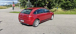 Аренда автомобиля (1 фото из 4)