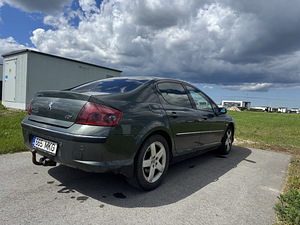 Peugeot 407 (4 foto / 10)
