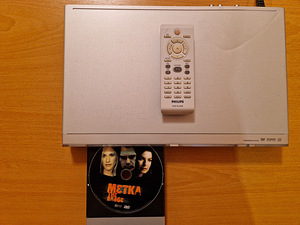 Philips DVD плейер DVP 3040 (2 фото из 10)