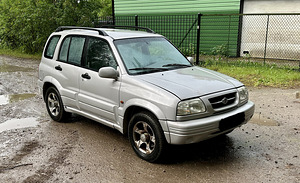 Suzuki Grand Vitara 2.0 94kW varuosadeks (1 foto / 4)