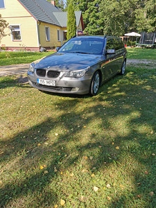 BMW e61 525d 145kw individual (6 foto / 7)