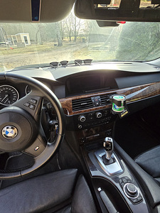 BMW 525d fl 2007a (14 foto / 15)