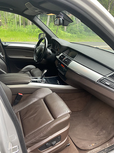 BMW x5 M-pakett 3.0d 210kw (8 foto / 9)