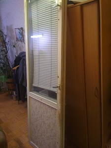 Балконная дверь (2 фото из 3)