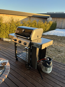Weber Genesis II E-310 GBS gaasigrill (1 foto / 4)