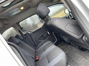 Peugeot Partner Teepe 1.6 diesel manual (13 foto / 15)