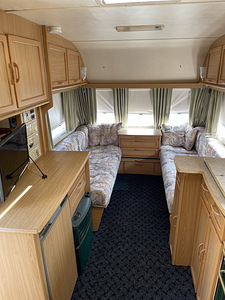 Прицеп дача Elddis XL Hurricane (3 фото из 10)