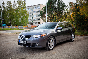 Honda Accord 2.4 148kW (2 foto / 15)