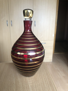 Продам вазу и рюмки (3 фото из 3)