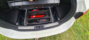 Toyota Avensis (4 foto / 11)