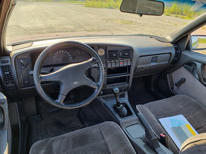 Opel Omega CD 2.0i 85KW (6 foto / 13)