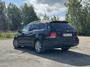 VW GOLF 1.6TDI 77kw (4 foto / 9)