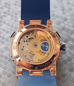 ULYSSE NARDIN D=43mm (2 фото из 8)