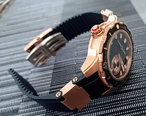 ULYSSE NARDIN D=46MM (4 foto / 9)