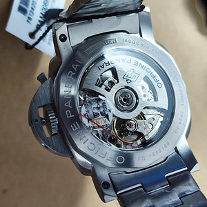 PANERAI LUMINOR D=44MM (2 foto / 6)