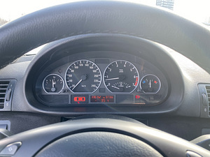 BMW E46 330 i 170Kw Газ (13 фото из 15)