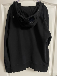 C.P. Company classic black goggle hoodie (2 foto / 4)