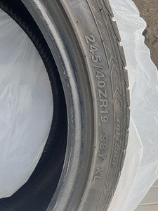 Kasutatud suverehvid Sailun 245/40 R19 (3 foto / 4)