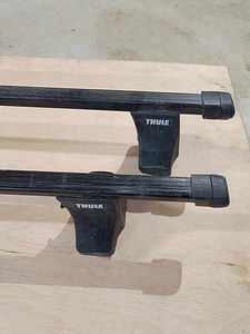 Thule ja Volvo katuseraami komplektid ja paigalduskomplekt (1 foto / 10)