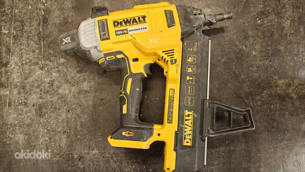 Dewalt DCN 890