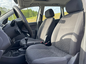 Ford Focus Turnier (8 фото из 11)