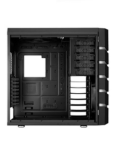 BitFenix Colossus Venom edition (8 foto / 8)