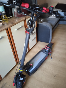 Elektriline roller iENYRID M4, must, 600W, 16Ah (2 foto / 3)