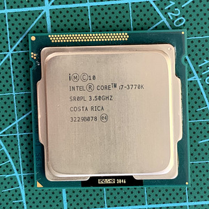 Intel Core i7-3770K LGA1155 (1 foto / 2)