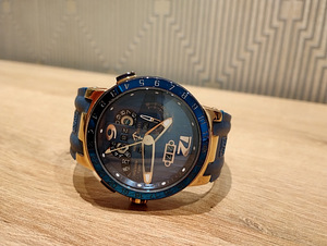Meeste käekellad Ulysse Nardin El Toro (3 foto / 9)